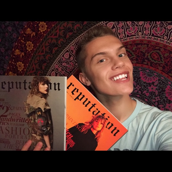 Meet your Posher, Chase - Picture 8 of 8